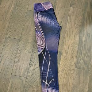 Fabletics Salar Powerhold Leggings With Purple Abstract Print Lines Size S